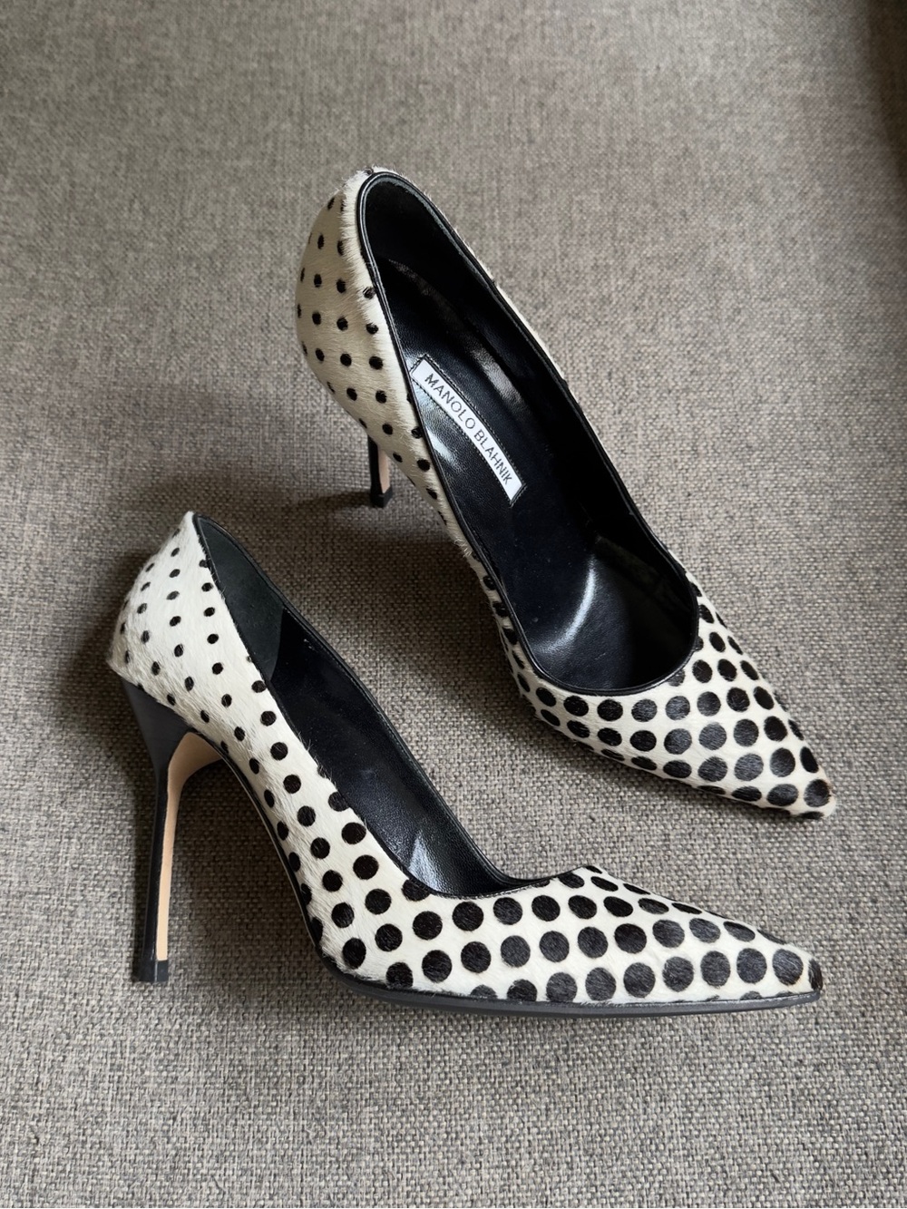 Manolo Blahnik polkadot pony hair heels - Picture 1 of 7